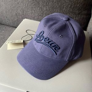 Loewe cap