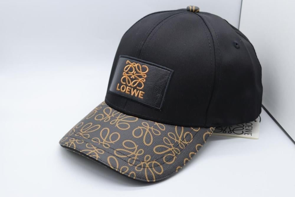 Loewe cap