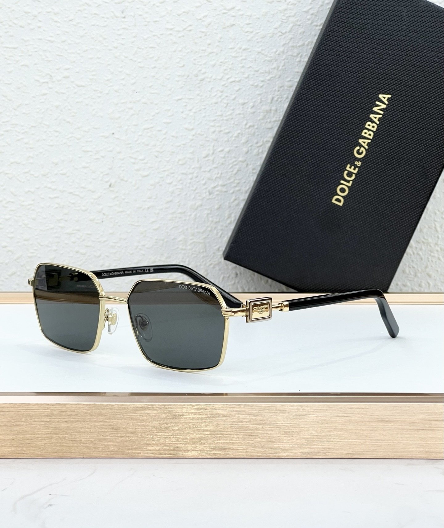 D&G Glasses #32