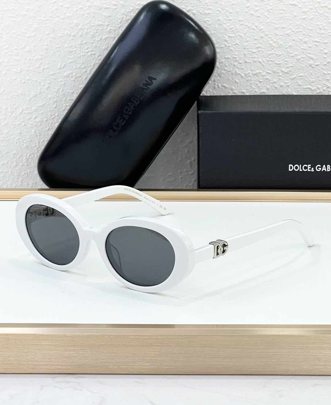 D&G Glasses #82