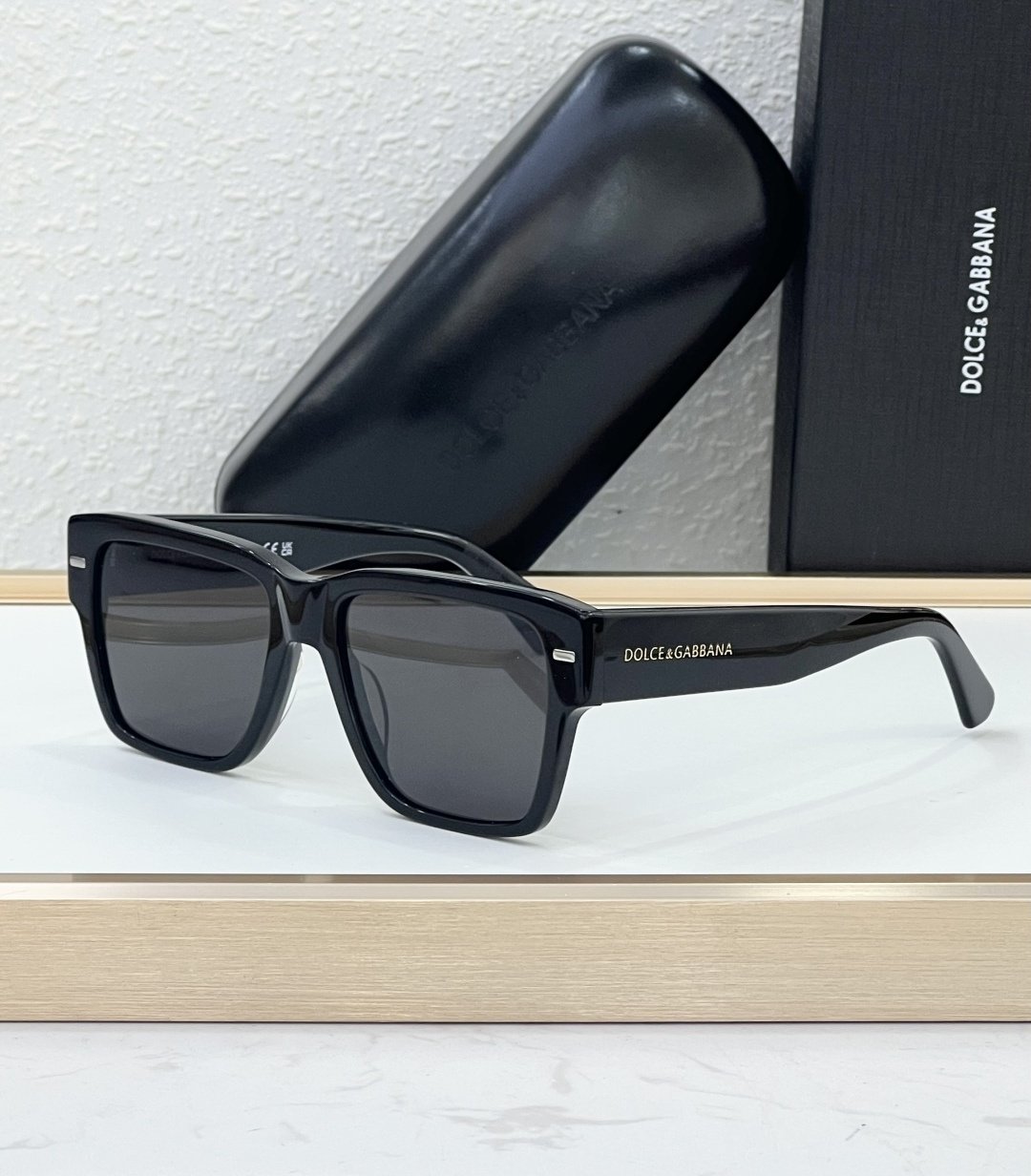 D&G Glasses #89