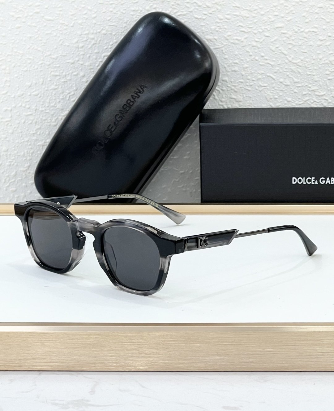 D&G Glasses #94