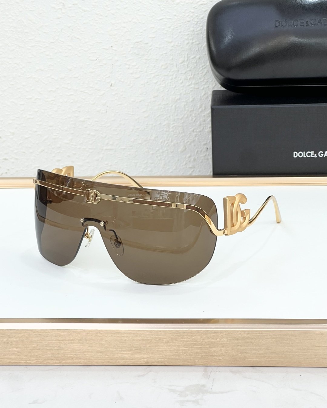 D&G Glasses #109