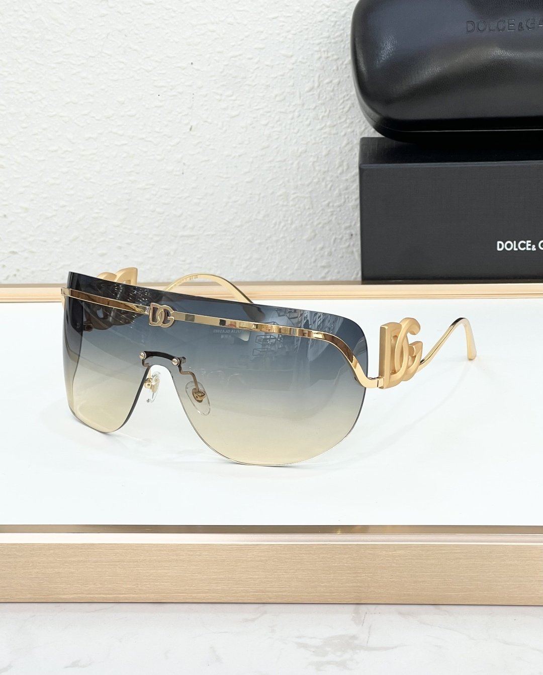 D&G Glasses #110