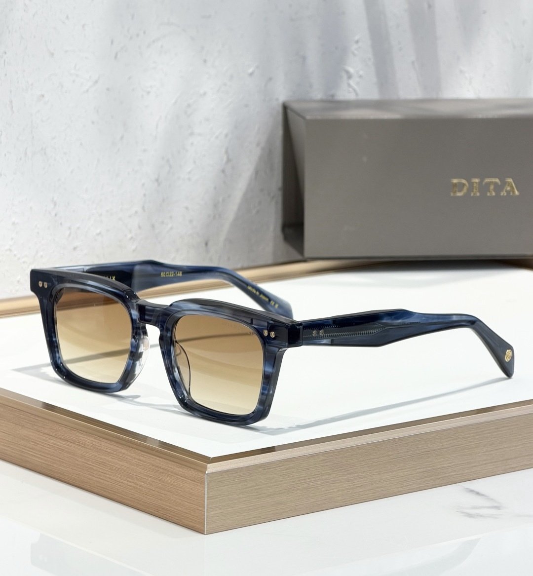 Dita Glasses #104