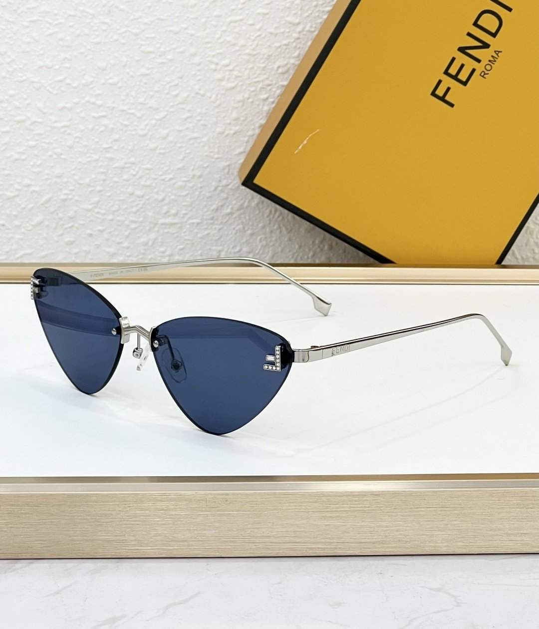 Fendi Glasses #125