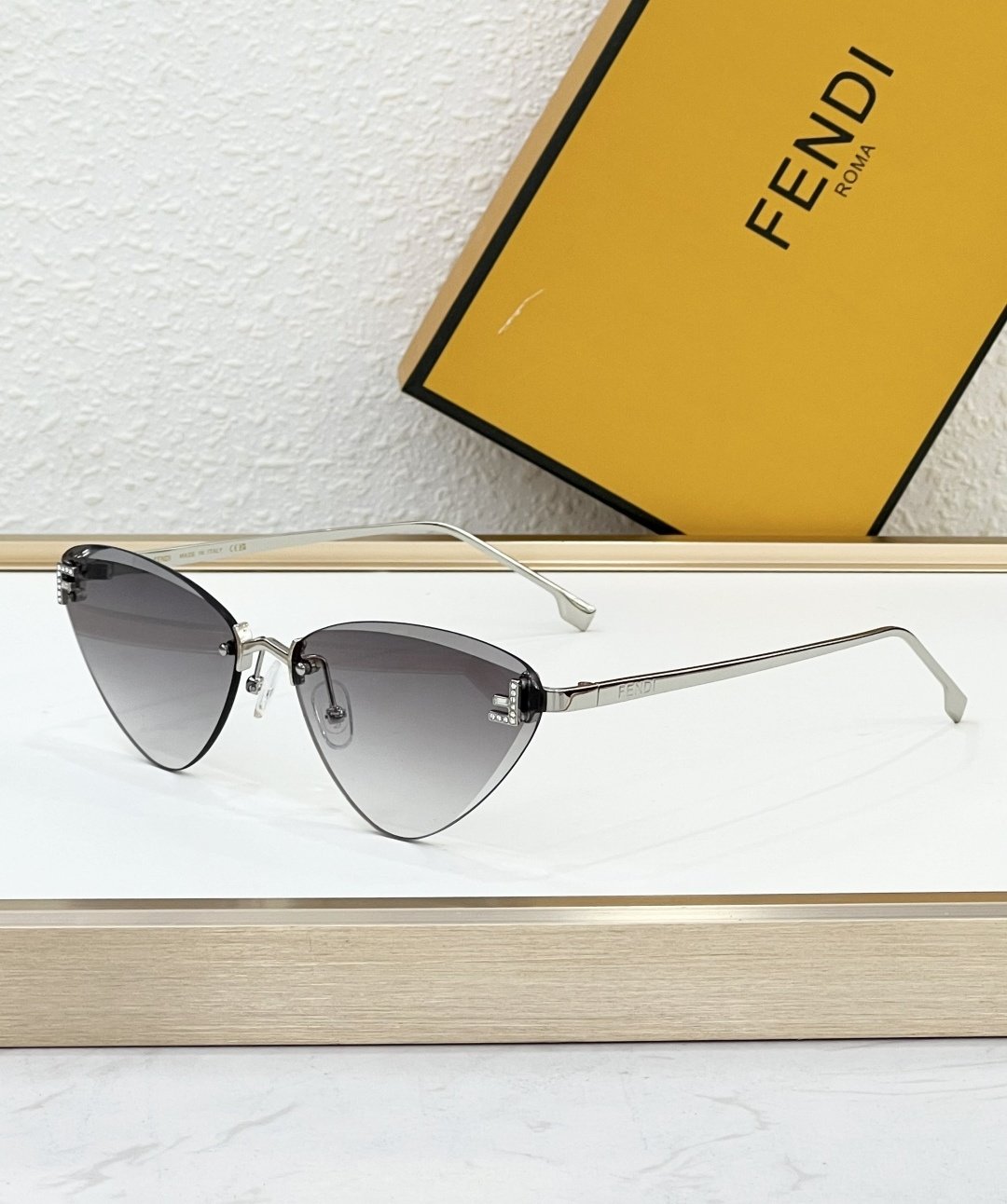 Fendi Glasses #126