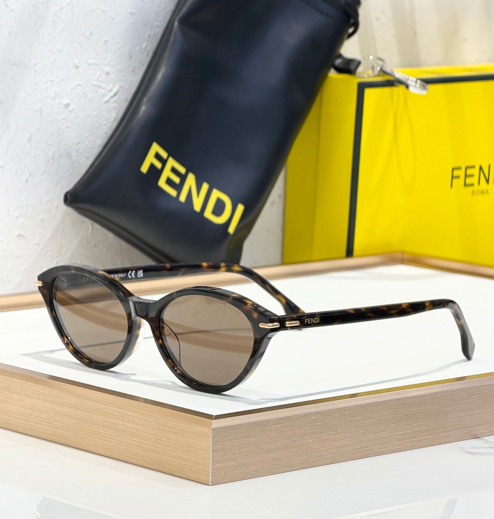 Fendi Glasses #140
