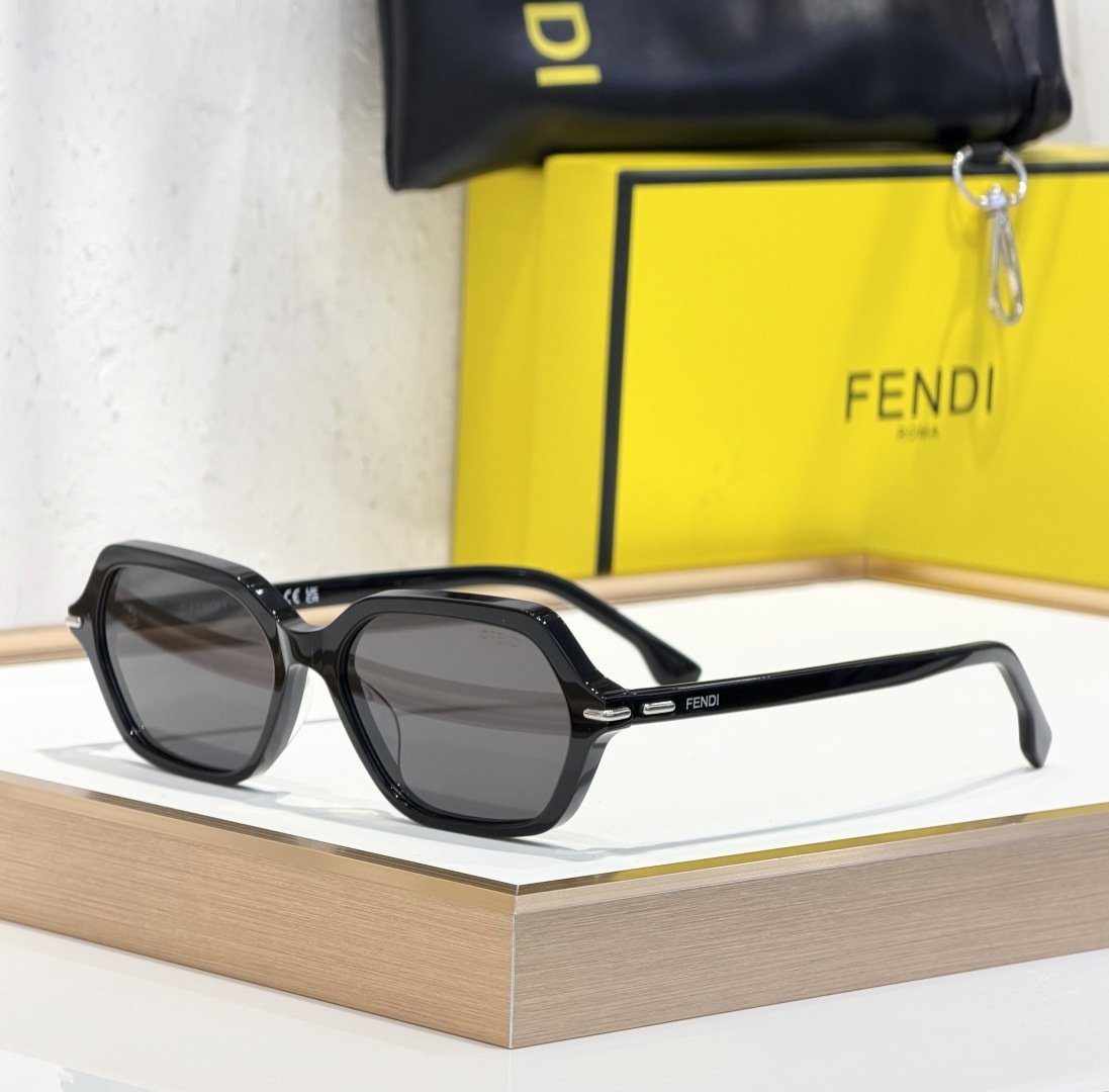 Fendi Glasses #164