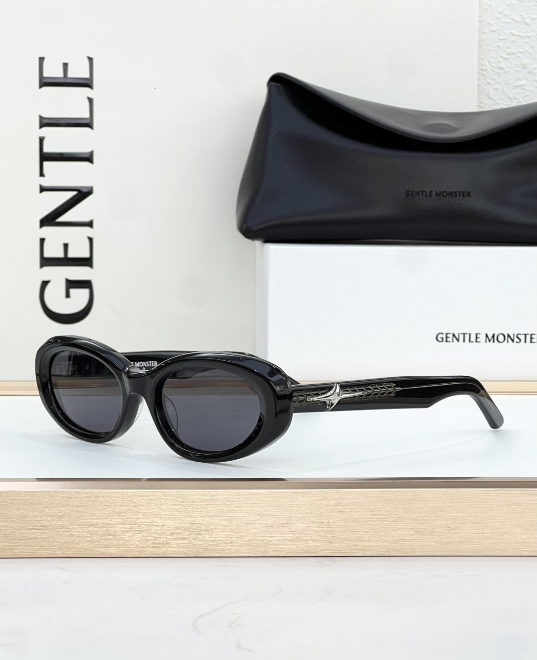 Gentle monster Glasses #66