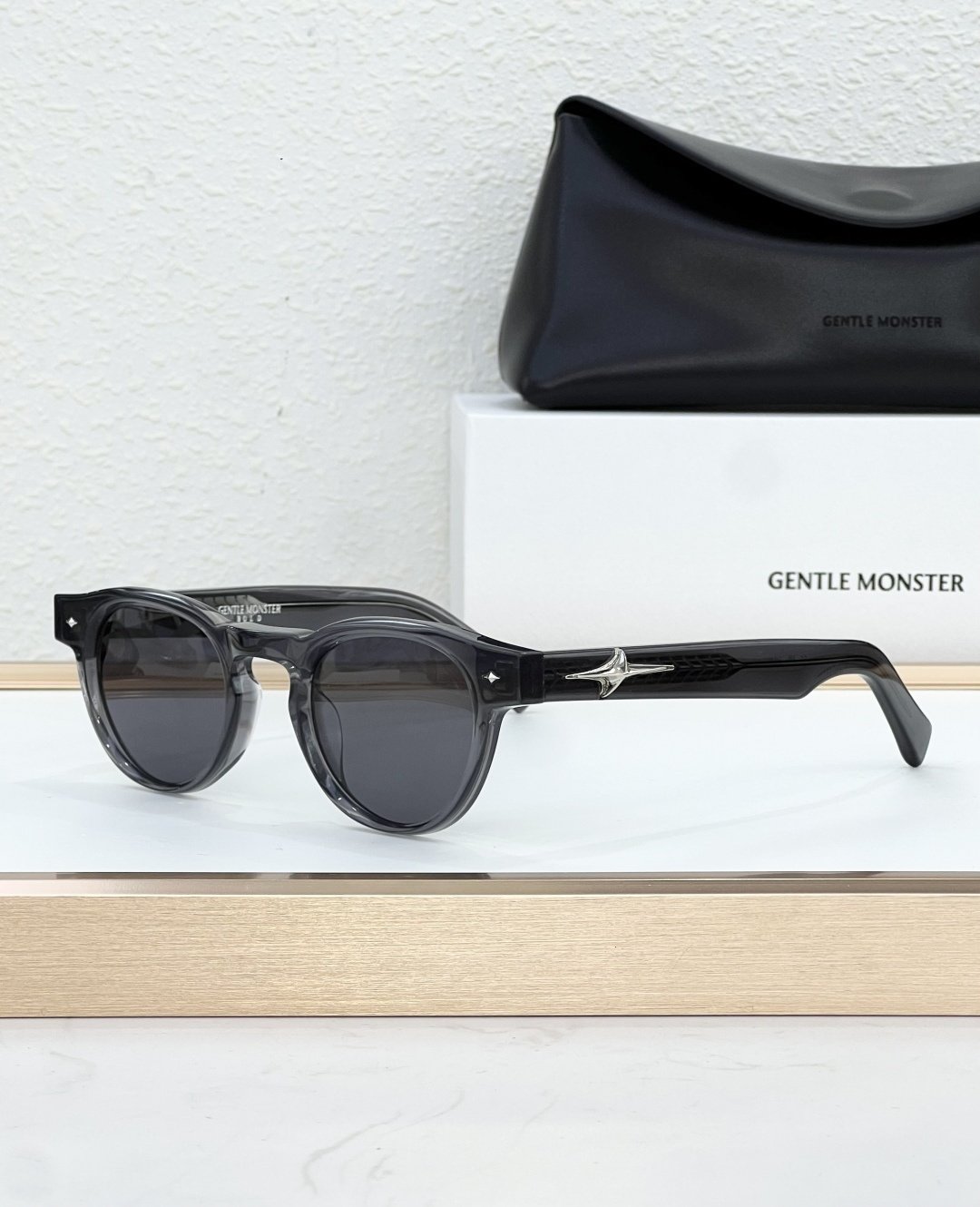 Gentle monster Glasses #72