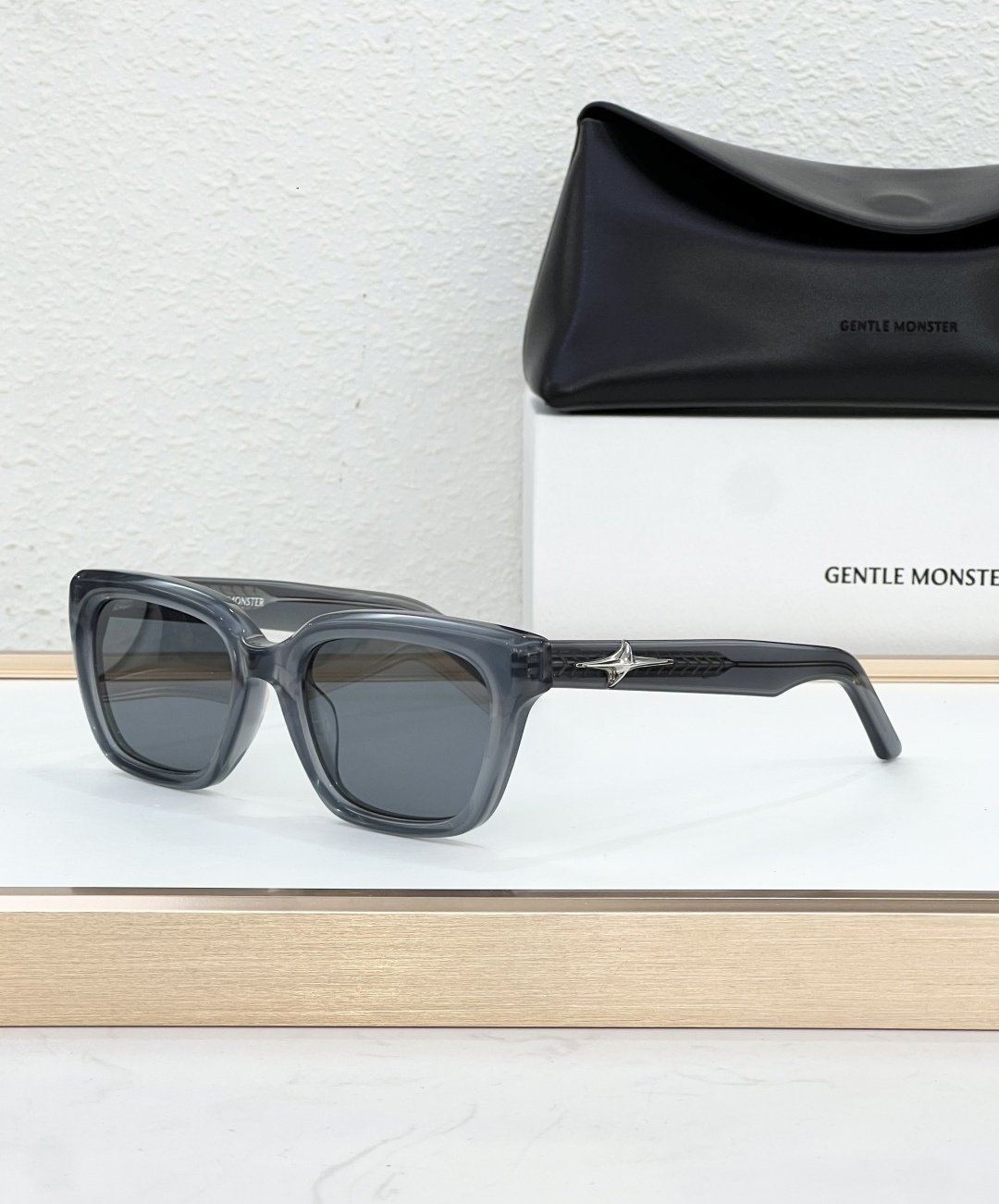 Gentle monster Glasses #86