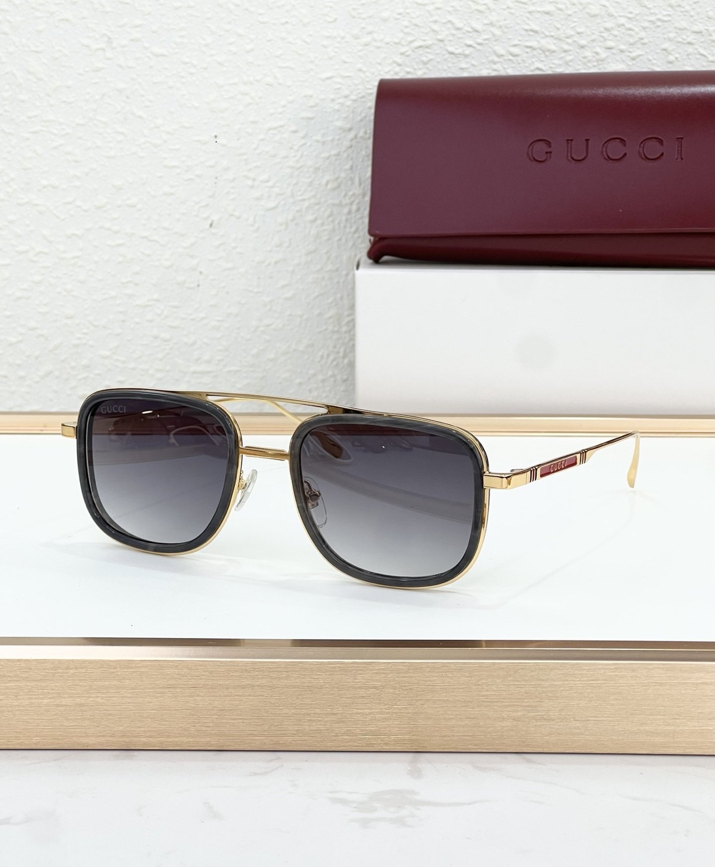 Gucci Glasses #82