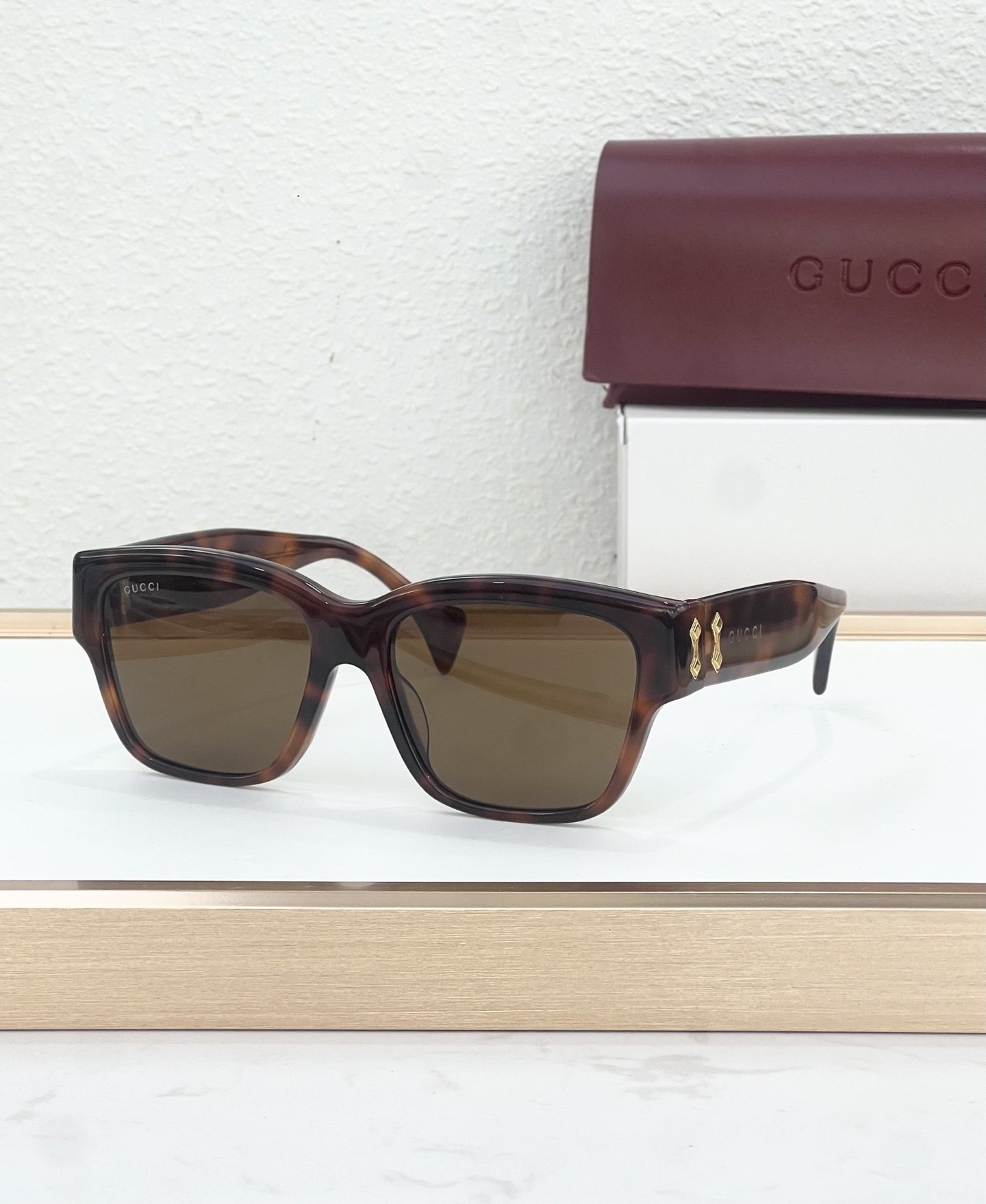 Gucci Glasses #99