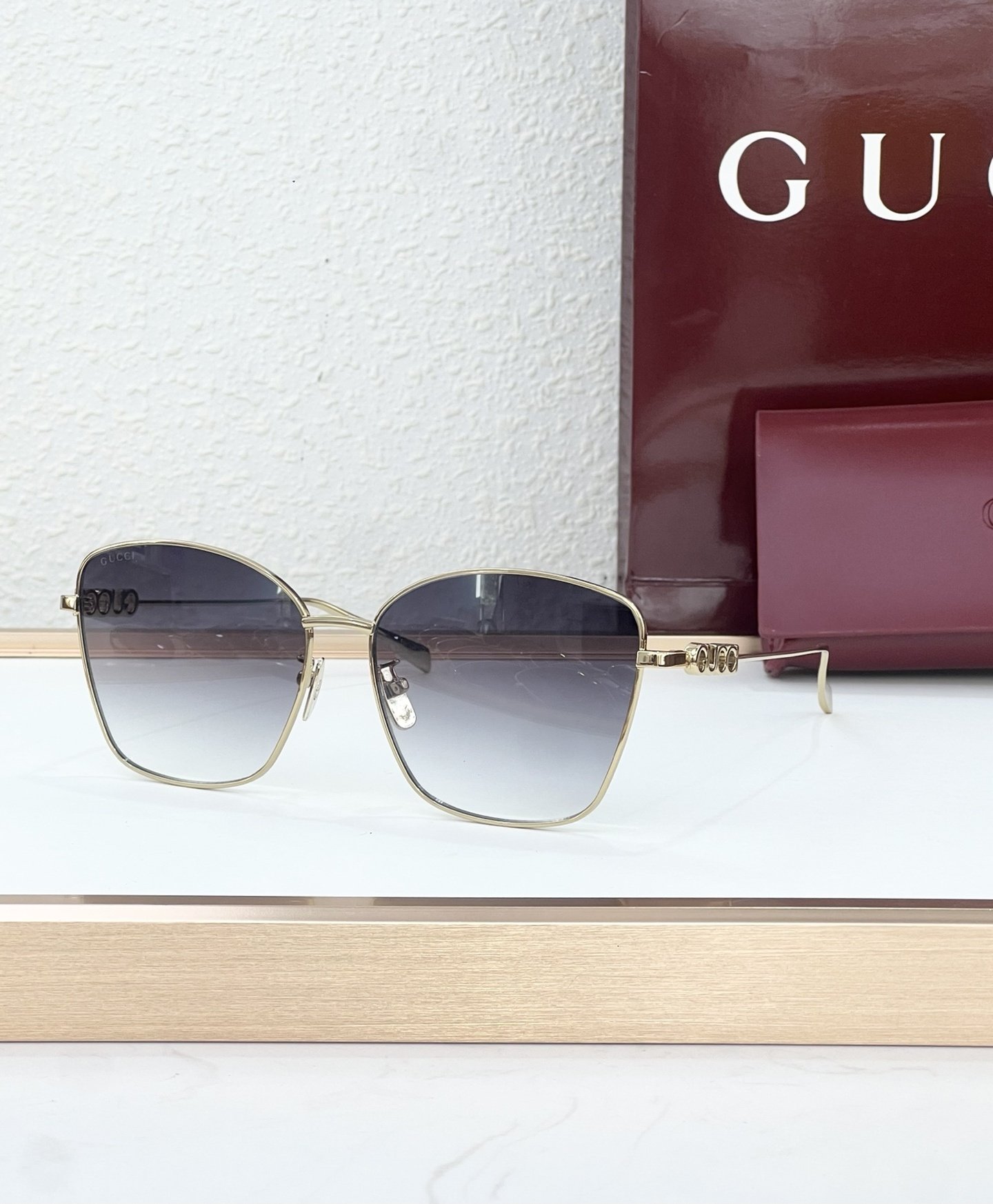 Gucci Glasses #125