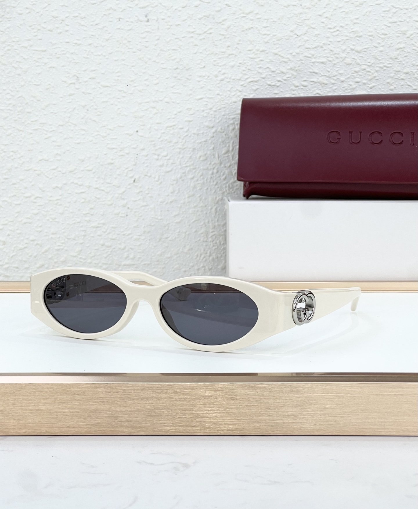 Gucci Glasses #129