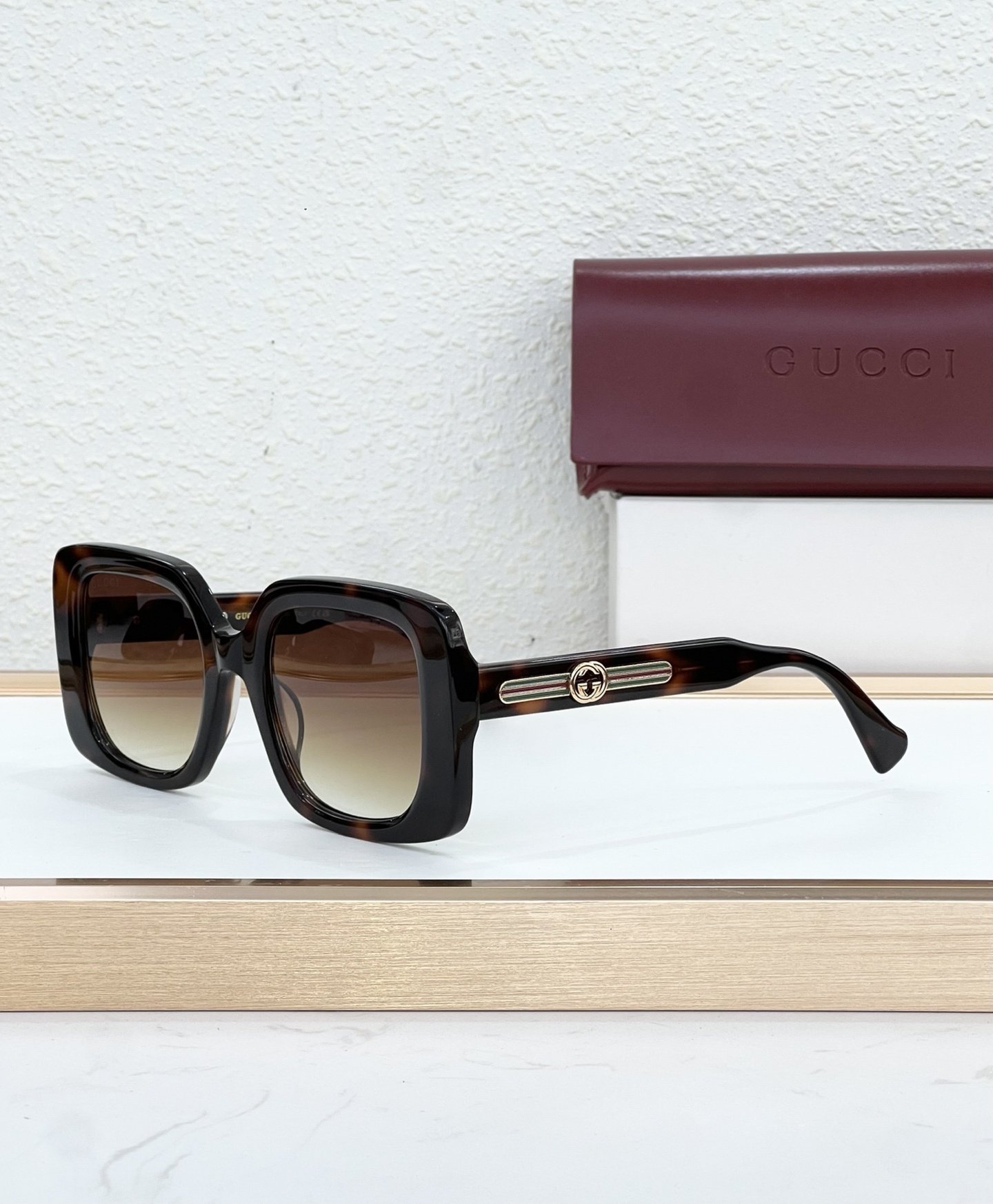 Gucci Glasses #143