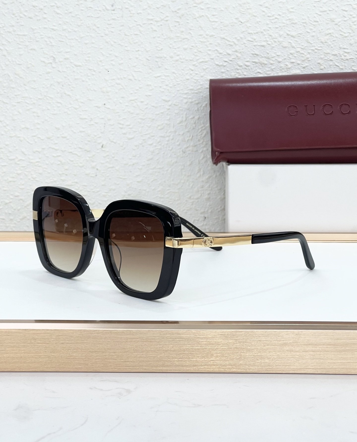 Gucci Glasses #147