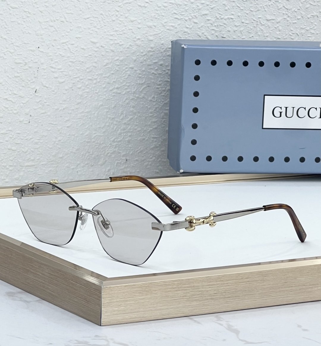 Gucci Glasses #170