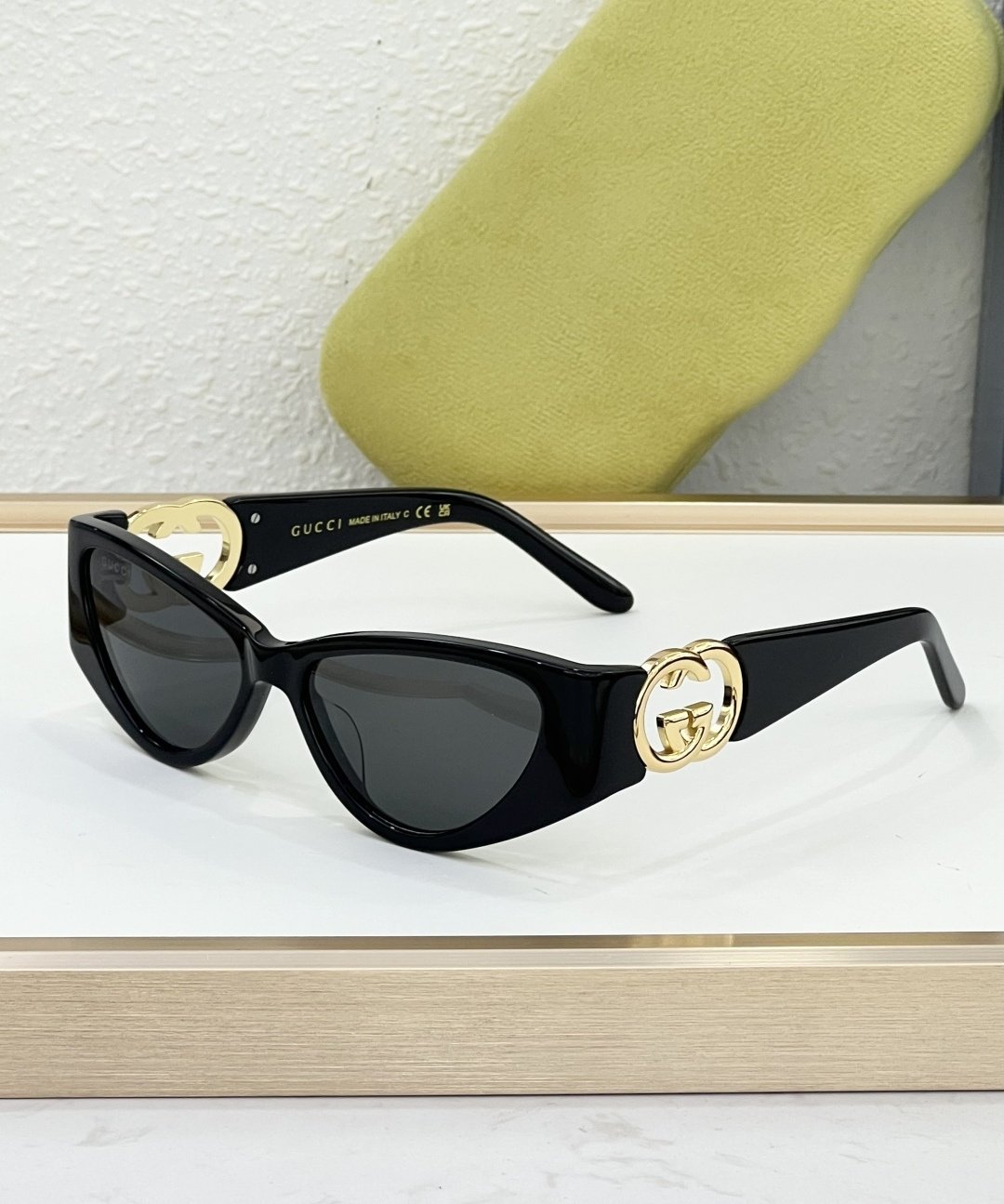 Gucci Glasses #217