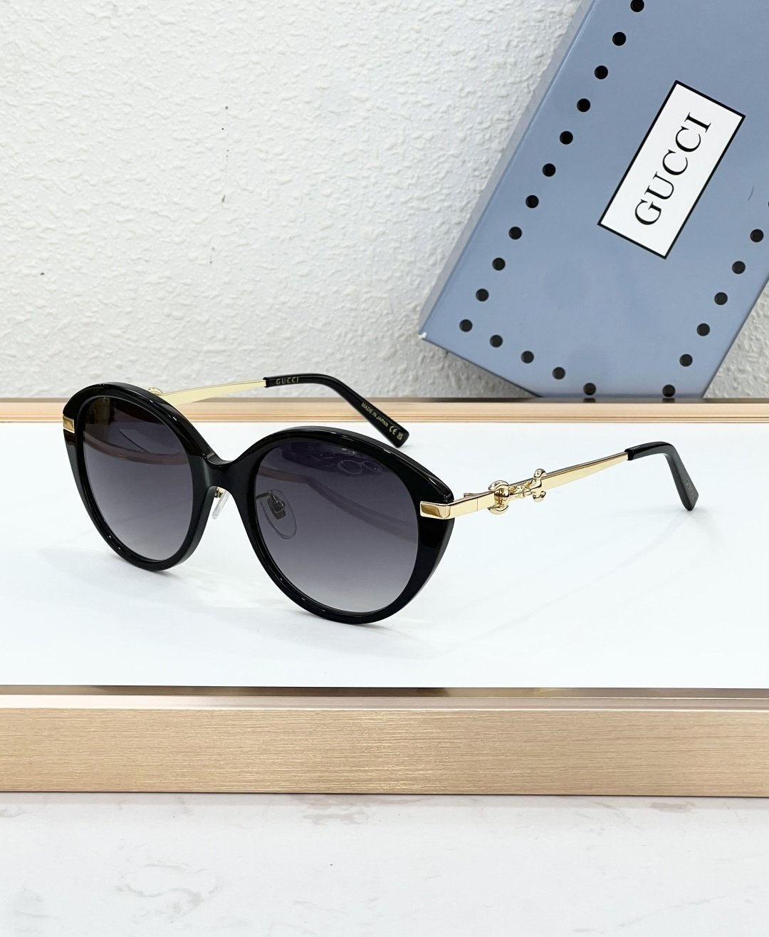 Gucci Glasses #232