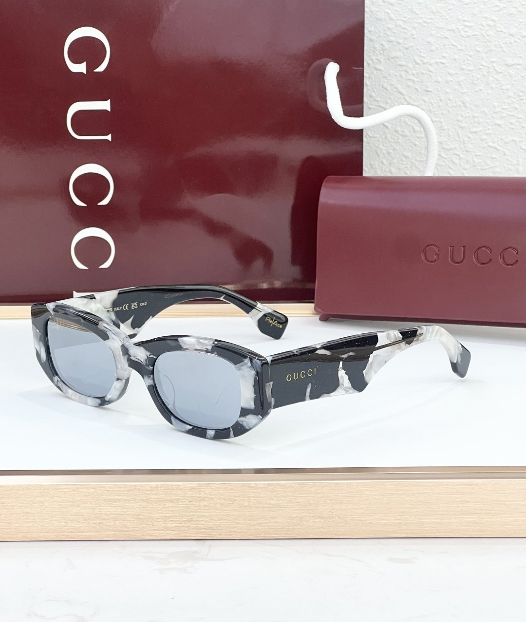 Gucci Glasses #241