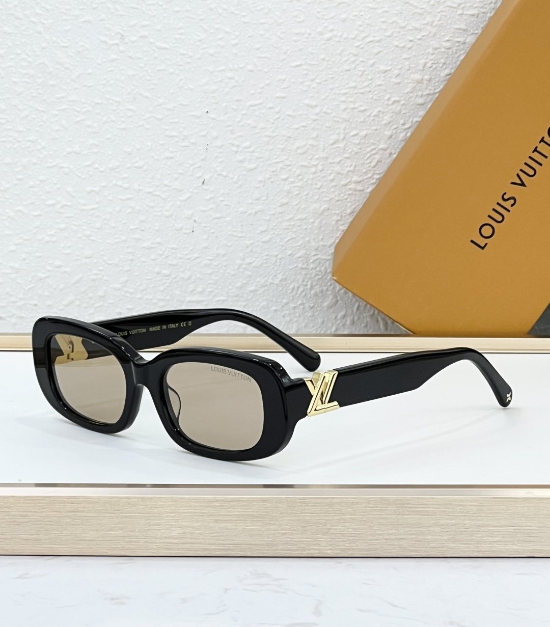 Louis Vuitton Glasses #18