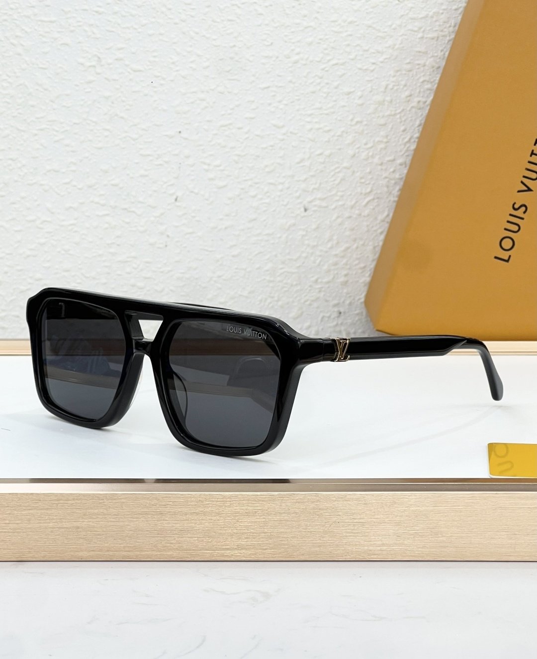 Louis Vuitton Glasses #50