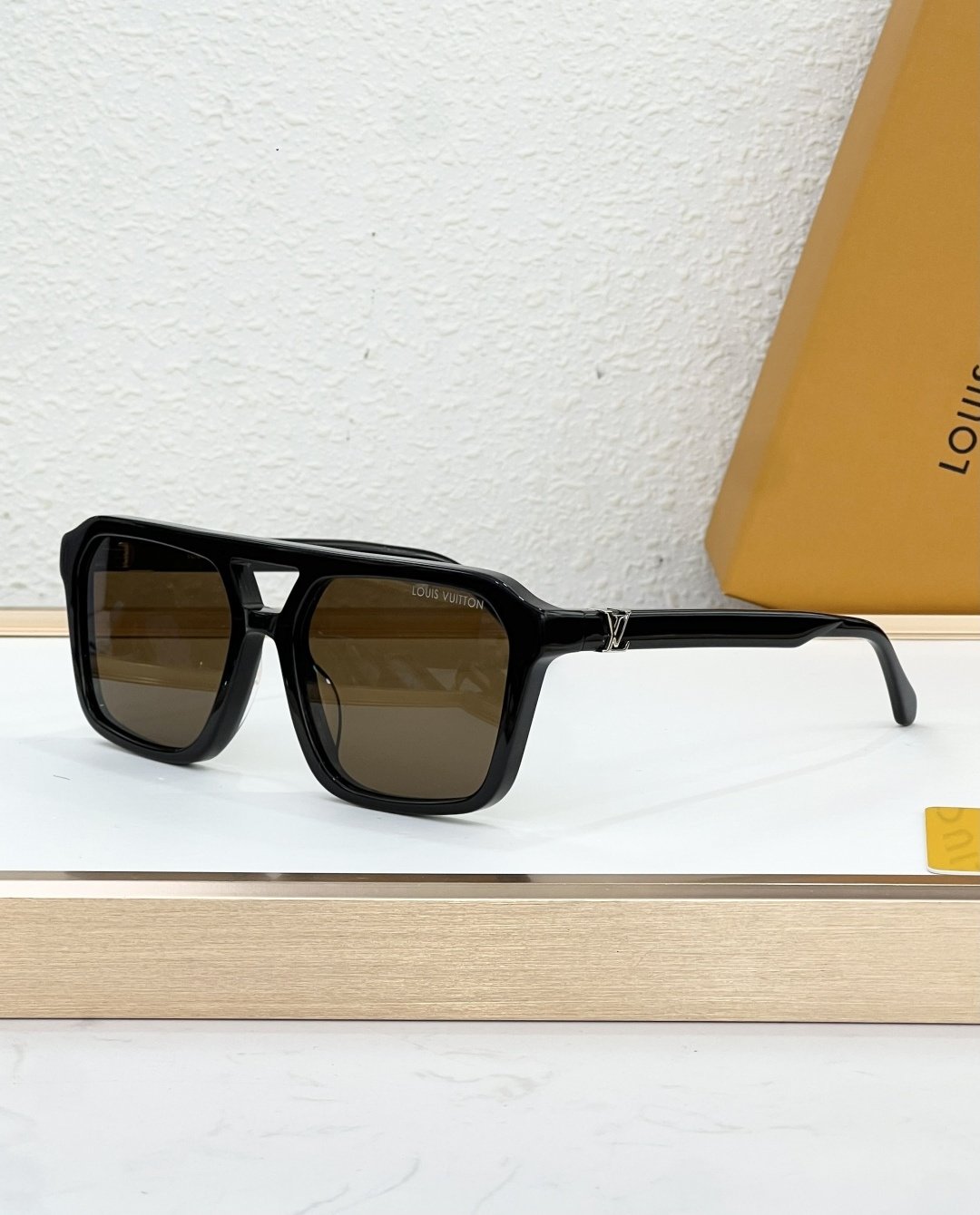 Louis Vuitton Glasses #54