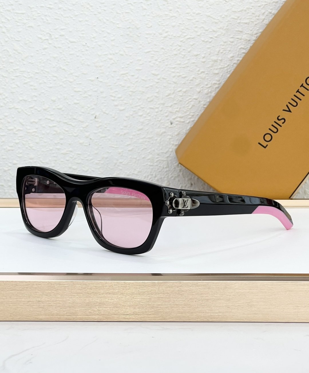Louis Vuitton Glasses #59