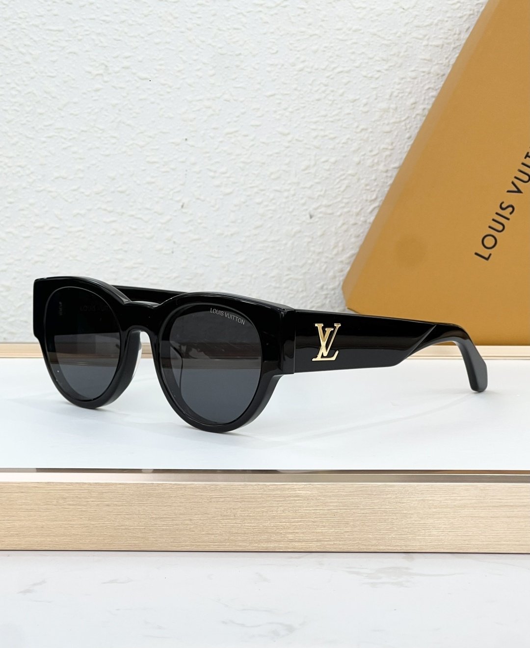 Louis Vuitton Glasses #65