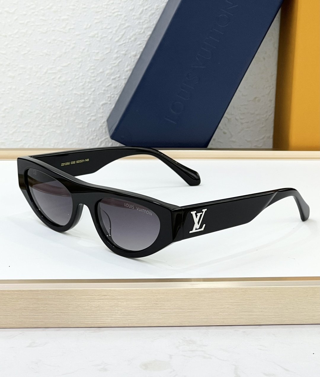 Louis Vuitton Glasses #68
