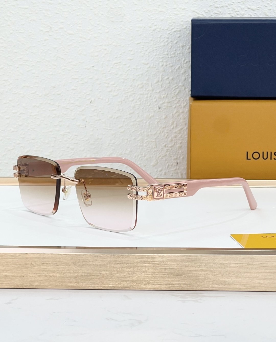 Louis Vuitton Glasses #71