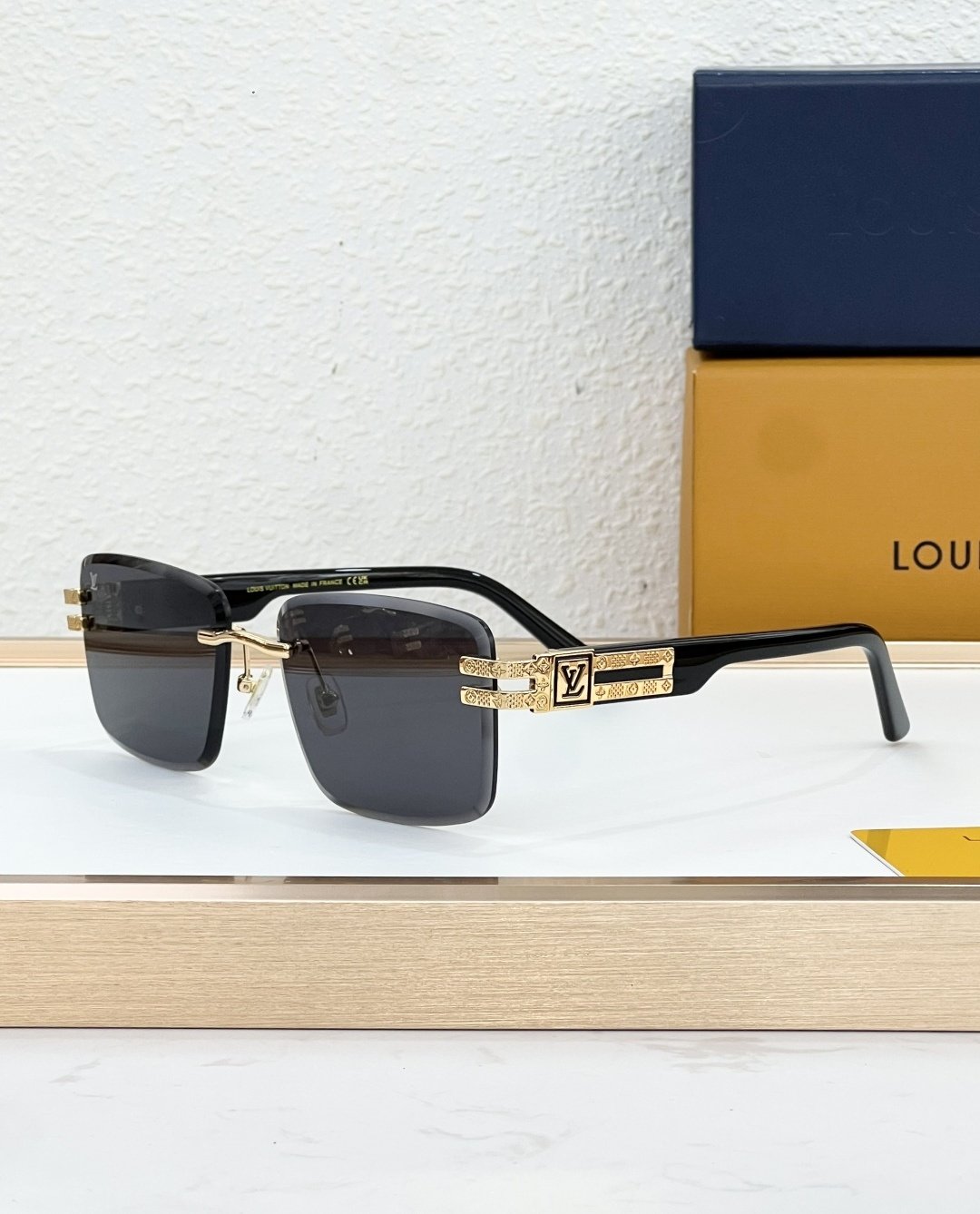 Louis Vuitton Glasses #75
