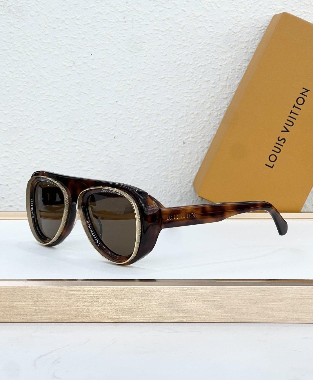Louis Vuitton Glasses #78