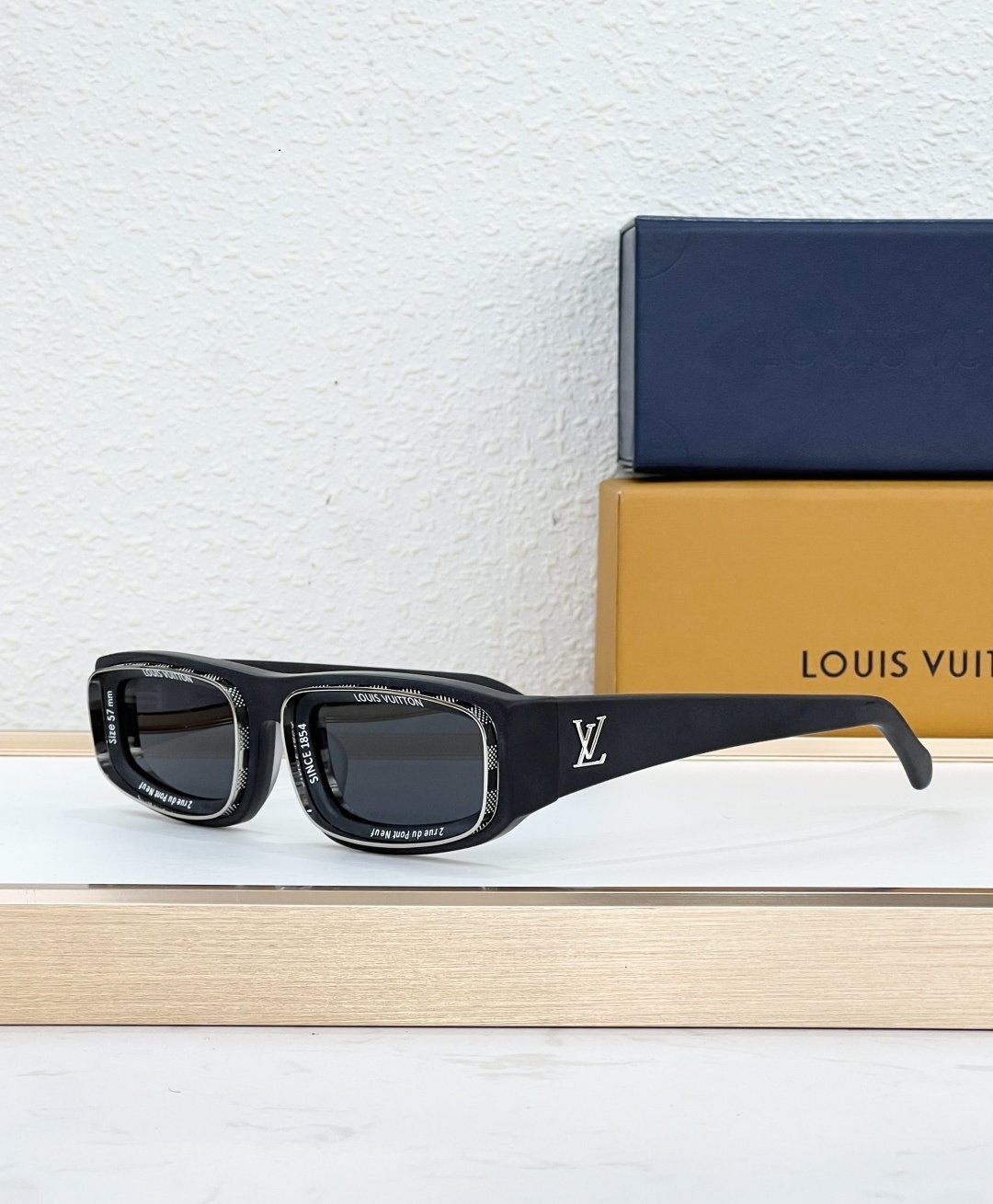 Louis Vuitton Glasses #85