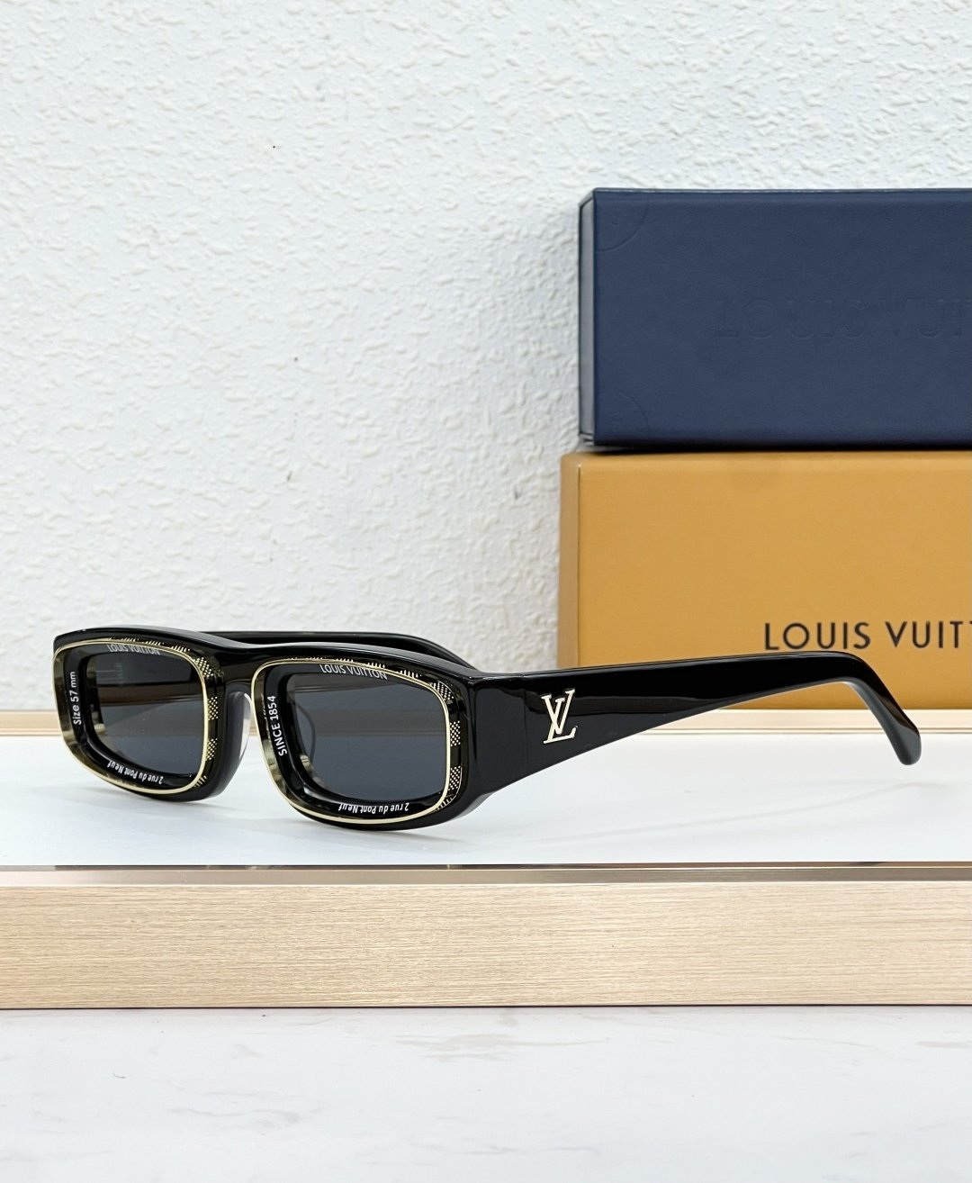 Louis Vuitton Glasses #88