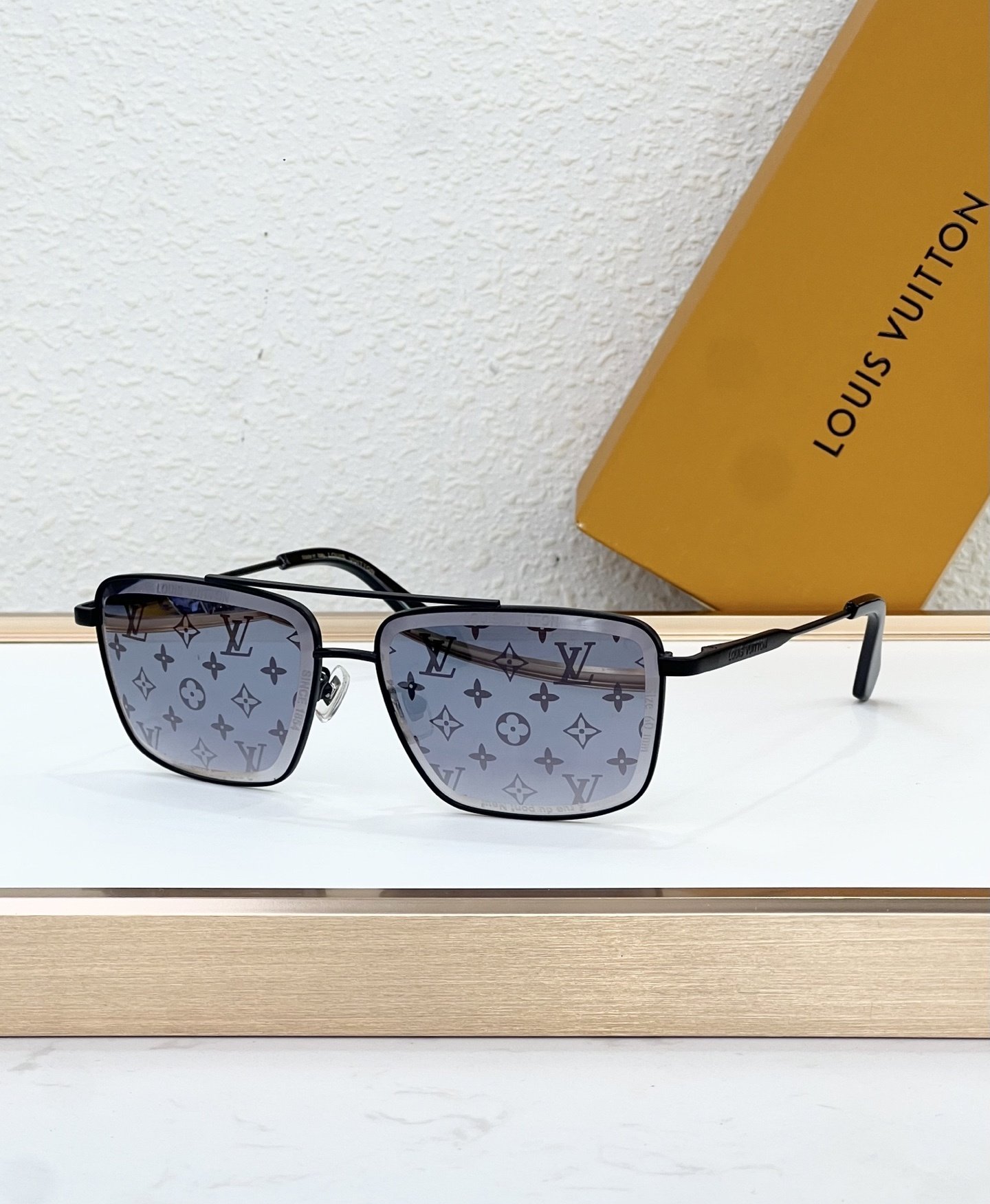Louis Vuitton Glasses #114