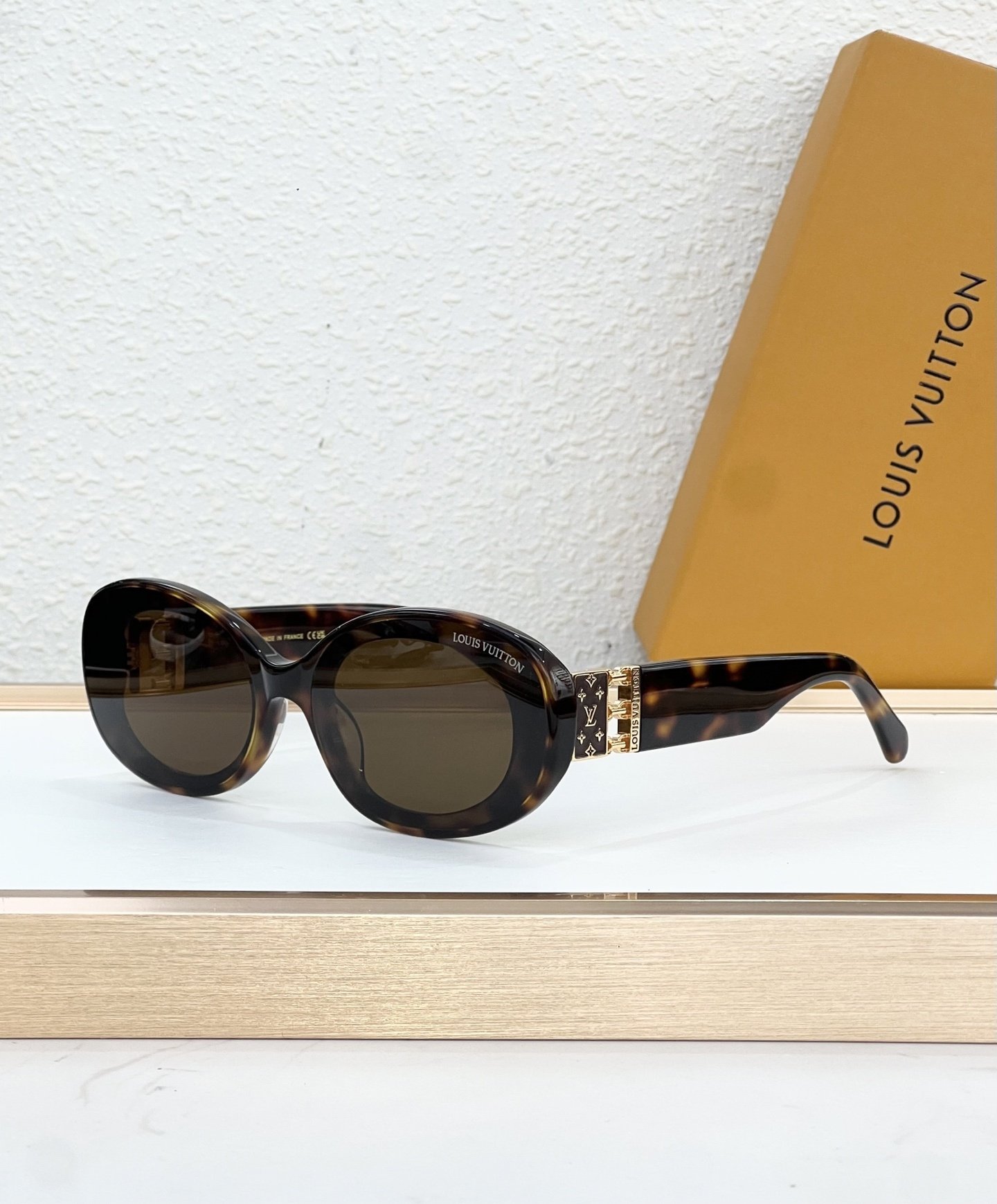Louis Vuitton Glasses #123