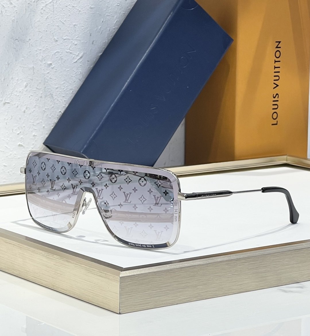 Louis Vuitton Glasses #187