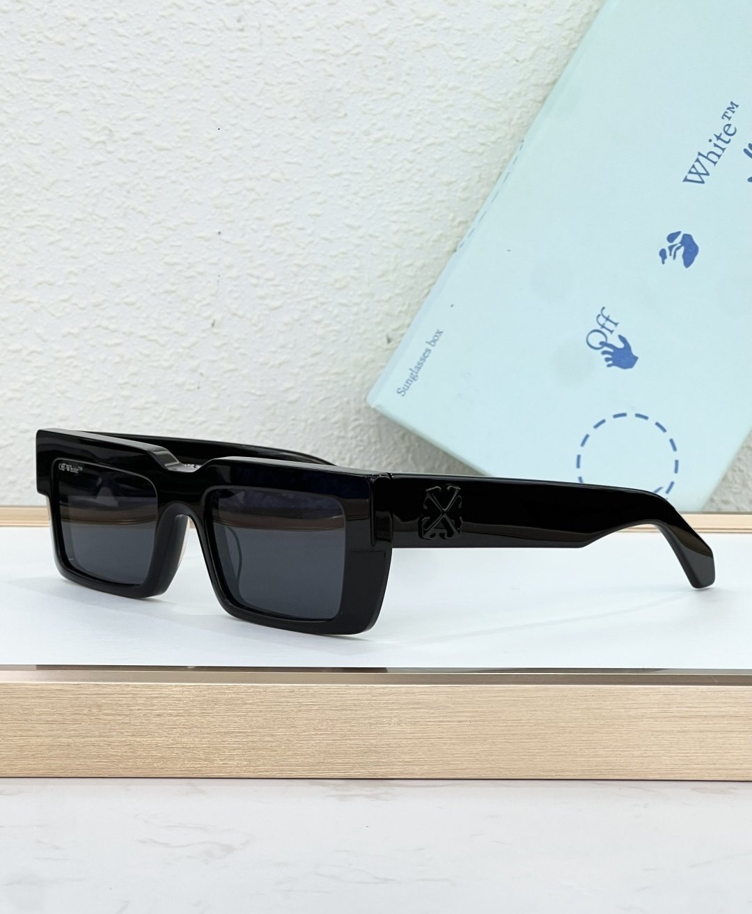 Off-White Glasses #94