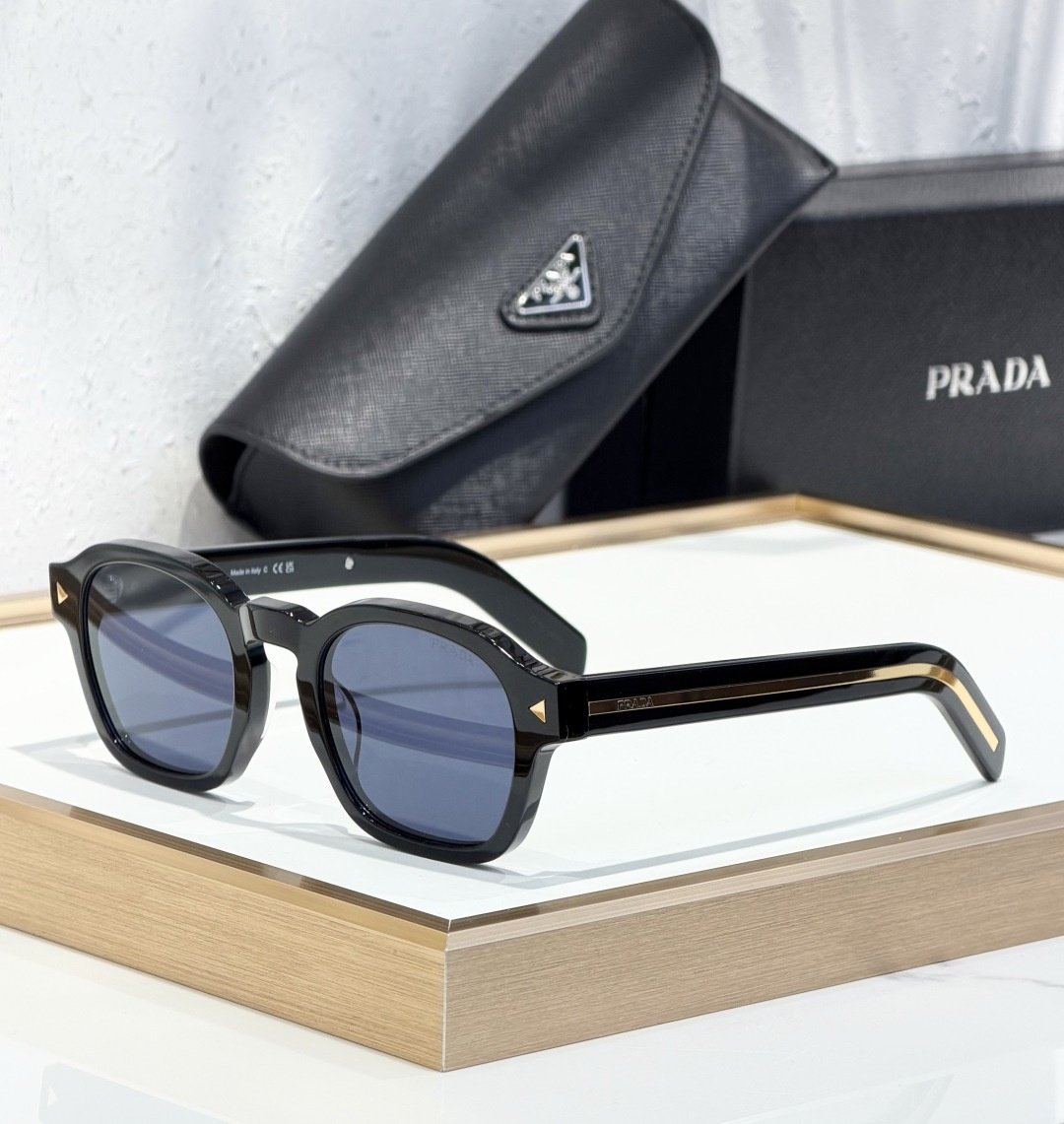 Prada Glasses #17
