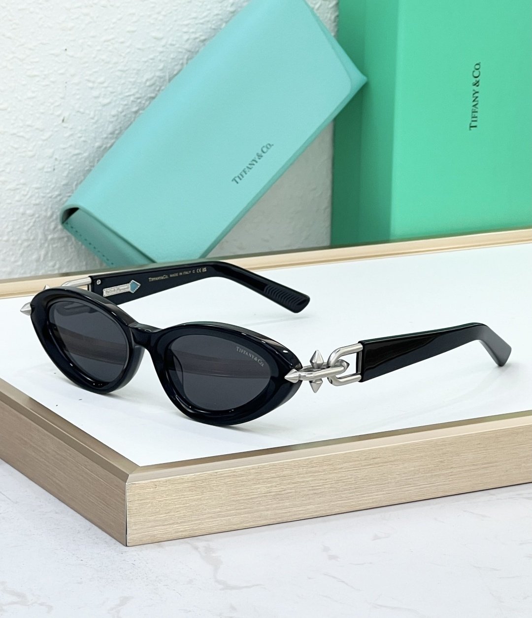 Tiffany Glasses #12