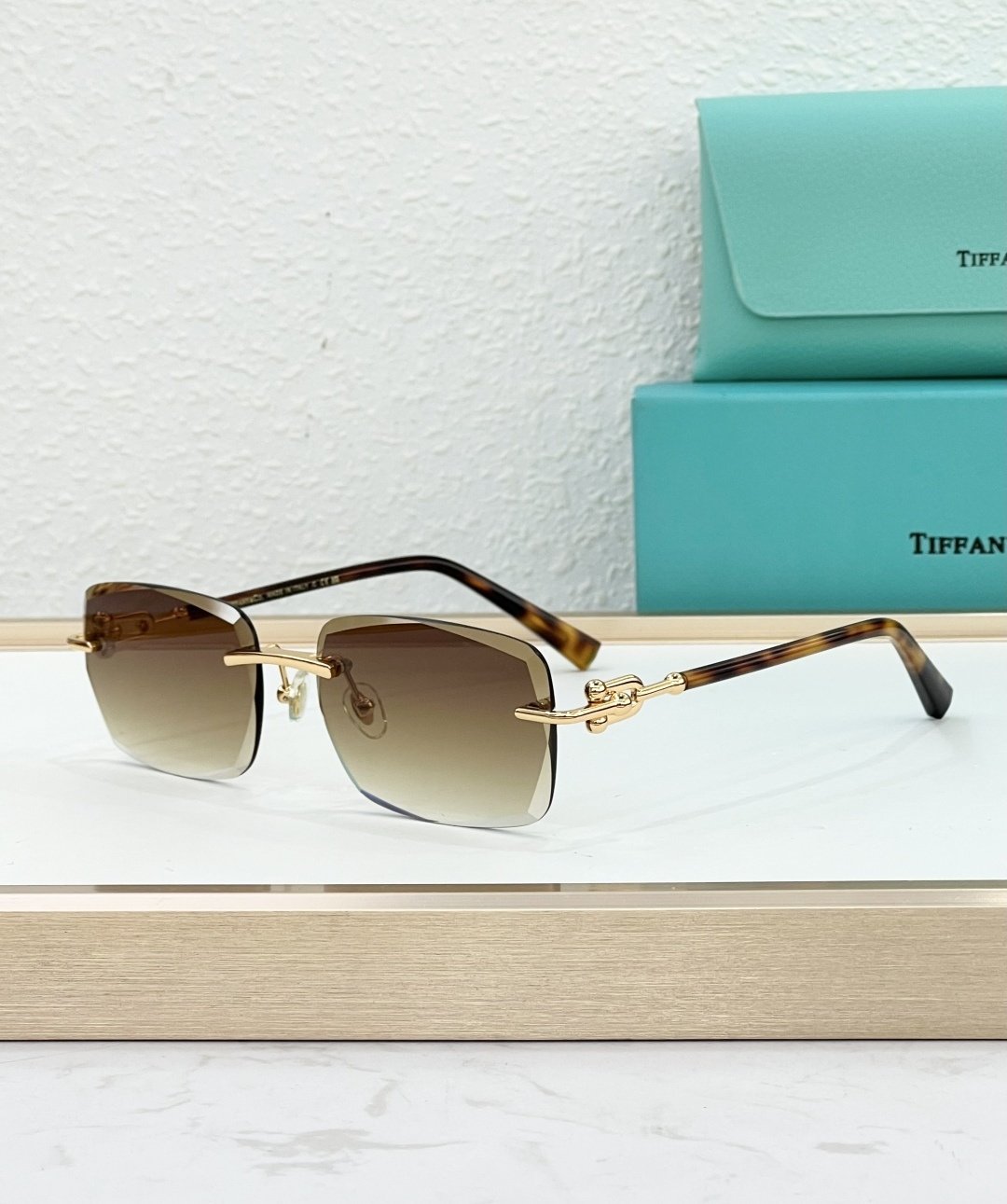 Tiffany Glasses #25