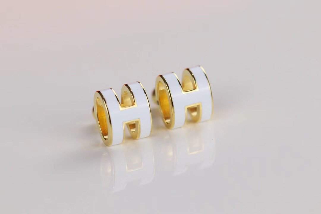 1560140473_462198672_0 Jewelry Hermes Earrings